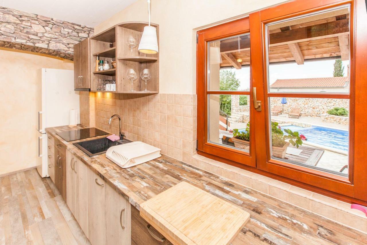 Villa Nabucco Kras Exteriér fotografie